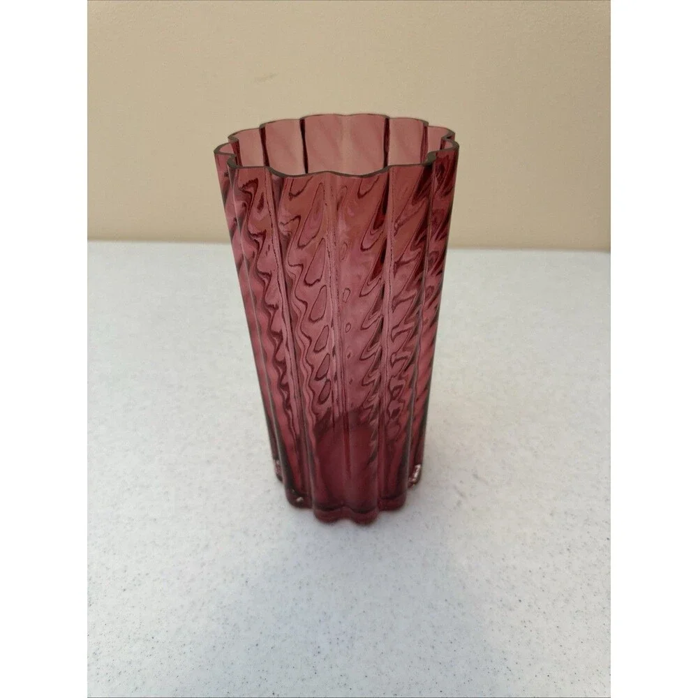 Pilgrim Cranberry Vase Glass Crystal Optic Rib Swirl 9.5” Vintage
